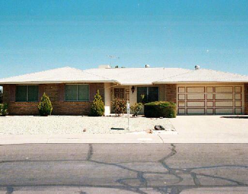 15805 N Meadow Park Dr., Sun City, AZ 85351