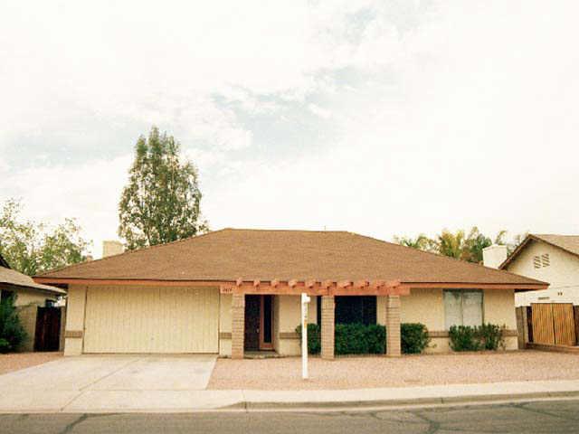 2424 S Stewart St., Mesa, AZ 85202