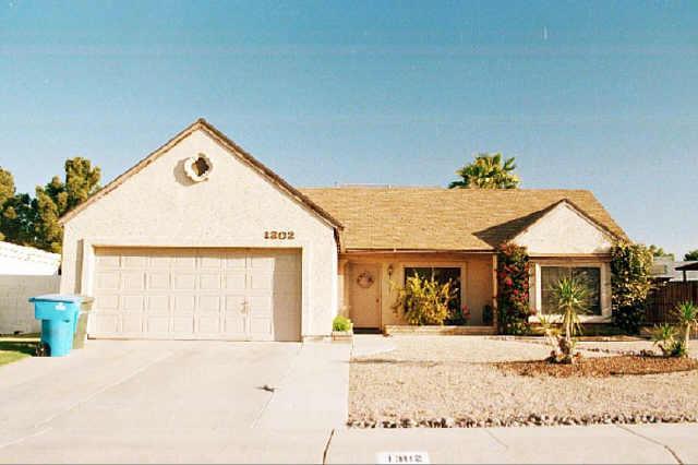 1302 E Piute Ave., Phoenix, AZ 85024