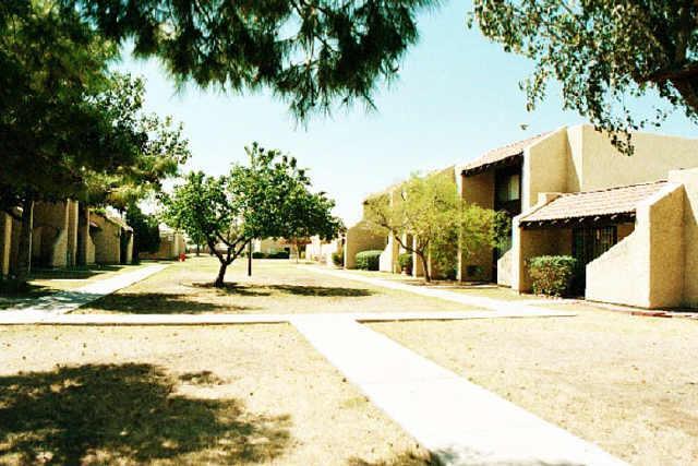 5740 N 44 Dr., Glendale, AZ 85301