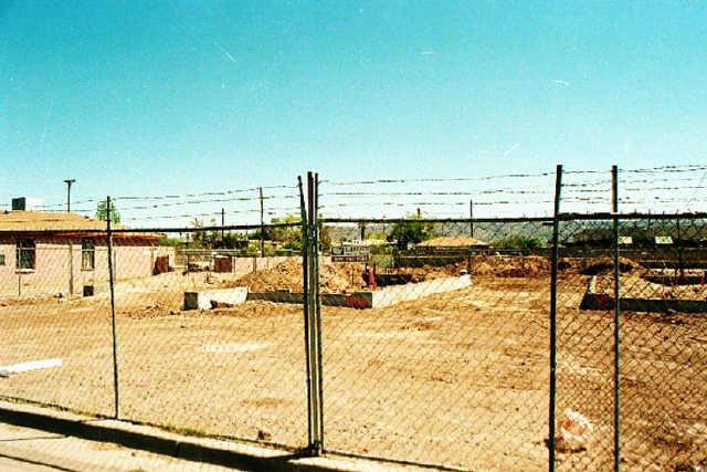 1725 E Pueblo St., Phoenix, AZ 85040