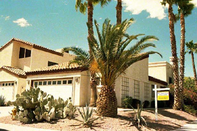 4024 E Hiddenview Dr., Phoenix, AZ 85048