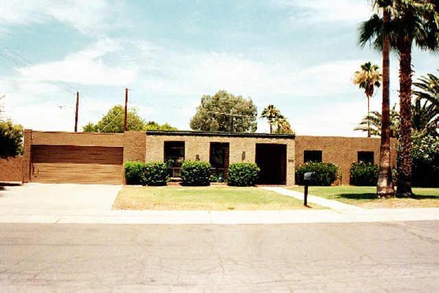702 E Harmont Dr., Phoenix, AZ 85020