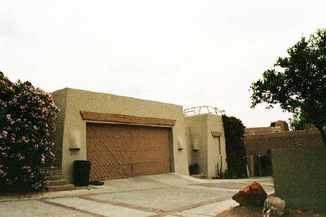 5771 N Echo Canyon Dr., Phoenix, AZ 85018