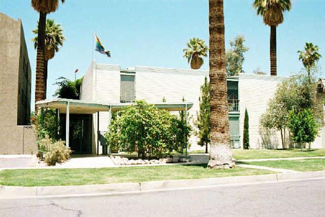 320 E Willetta St., Phoenix, AZ 85004