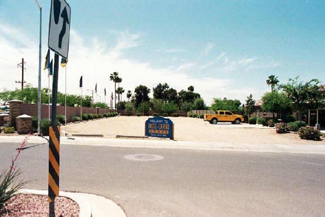 8305 W Berridge Ln., Glendale, AZ 85305