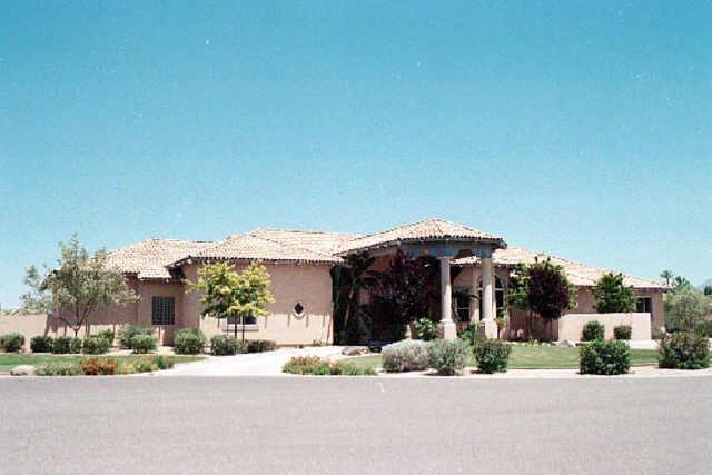 9727 N 70 St., Paradise Valley, AZ 85253