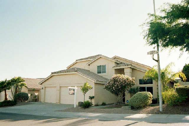 15236 S 15th Ave., Phoenix, AZ 85045