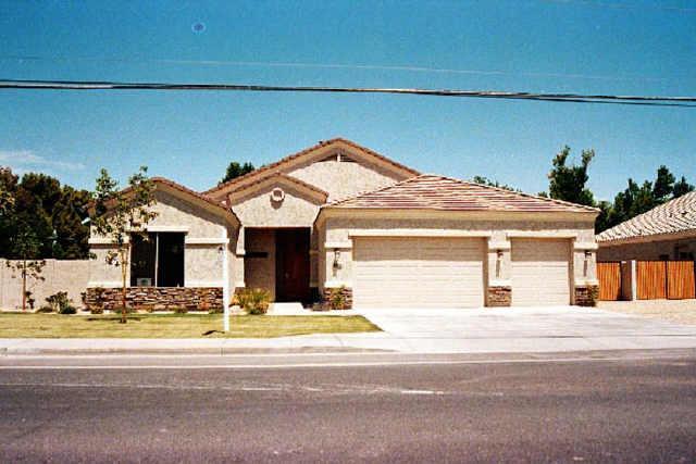 6719 N 15th Ave., Phoenix, AZ 85015