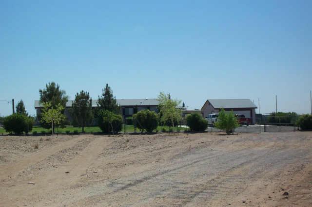 29823 N Crozier Rd., Surprise, AZ 85361