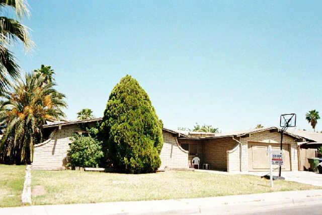 2847 S Las Palmas Cir., Mesa, AZ 85202