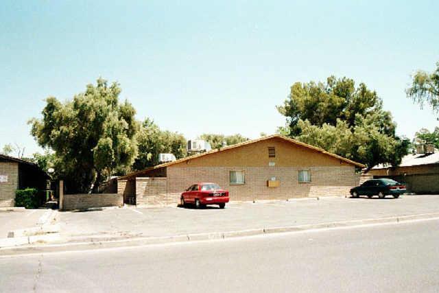 2242 W Morten Ave., Phoenix, AZ 85021
