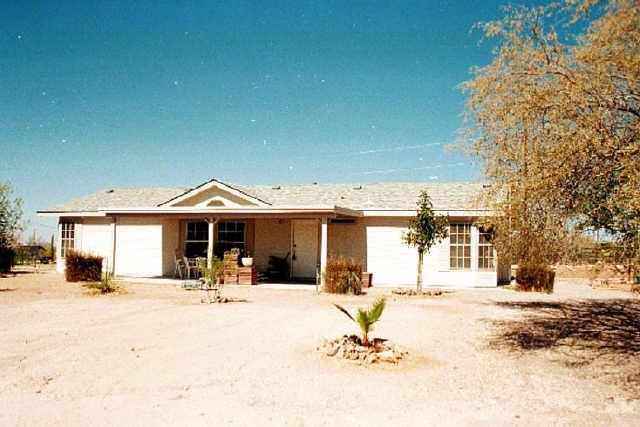 2587 W Canyon St., Apache Junction, AZ 85120