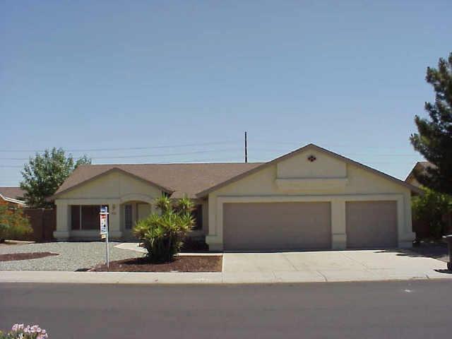 8415 W Dreyfus Dr., Peoria, AZ 85381