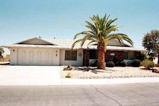 10122 W Pine Springs Dr., Sun City, AZ 85373