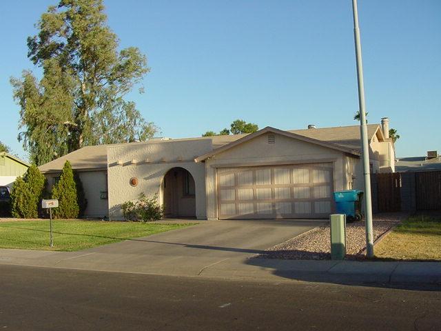8107 W Meadowbrook Ave., Phoenix, AZ 85033
