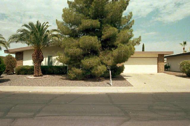 17821 N Willowbrook Dr., Sun City, AZ 85373