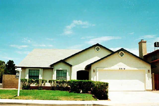 3914 E Tierra Buena Ln., Phoenix, AZ 85032