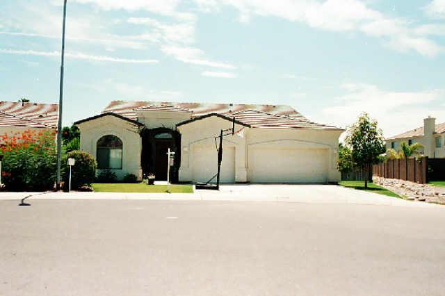 1141 E Tuckey Ln., Phoenix, AZ 85014