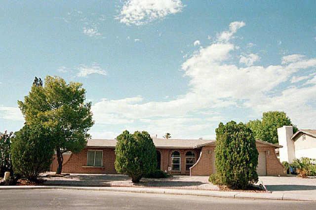 2734 W Oro Ave., Mesa, AZ 85202