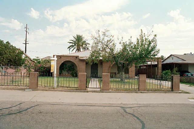 3239 E Garfield St., Phoenix, AZ 85008