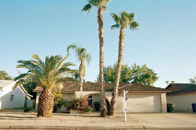 825 E Divot Dr., Tempe, AZ 85283