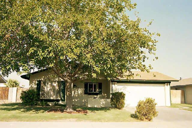 733 S Vinyard, Mesa, AZ 85210