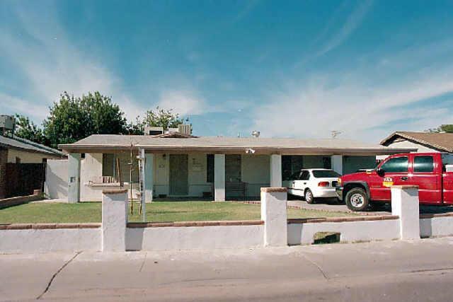 8820 W Glenrosa Ave., Phoenix, AZ 85037