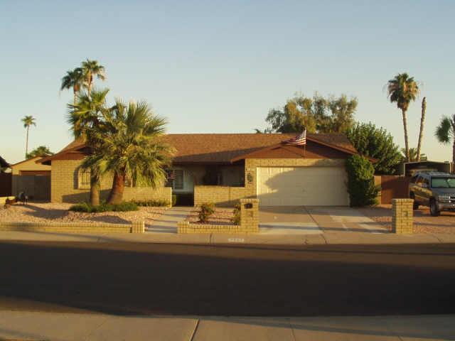 3811 W Aire Libre Ave., Phoenix, AZ 85053