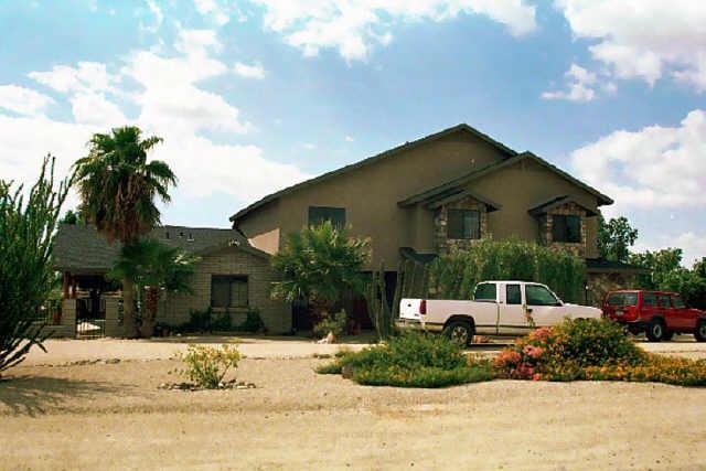 8731 W Daley Ln., Peoria, AZ 85383