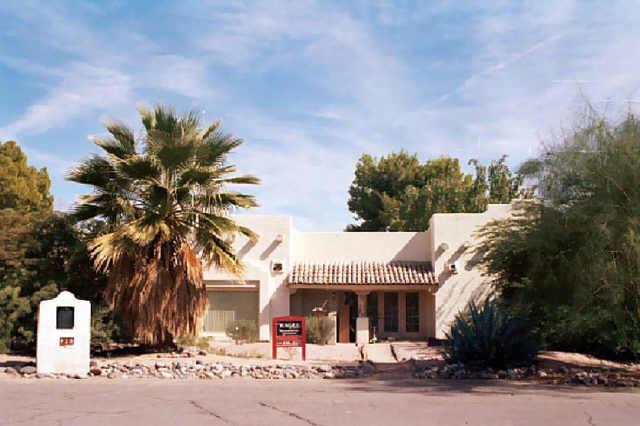 5925 E Donna Ln., Paradise Valley, AZ 85253