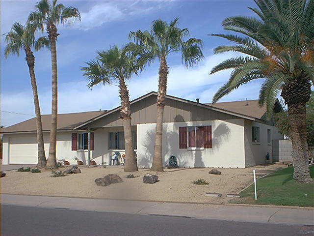 2042 W Coolbrook Ave., Phoenix, AZ 85023