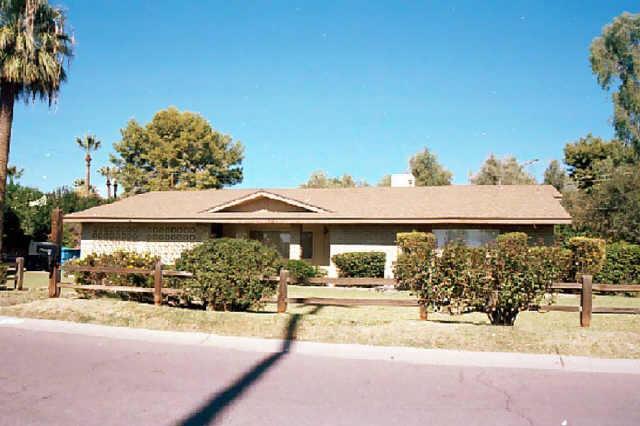 1004 W Royal Palm Rd., Phoenix, AZ 85021