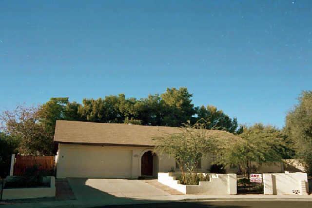 2216 S Standage St., Mesa, AZ 85202