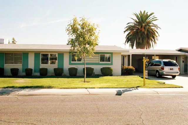 11209 N Coggins Dr., Sun City, AZ 85351