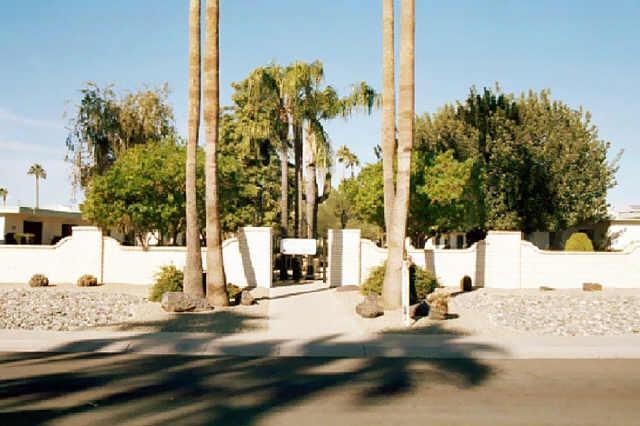 13686 N 110th Ave., Sun City, AZ 85351