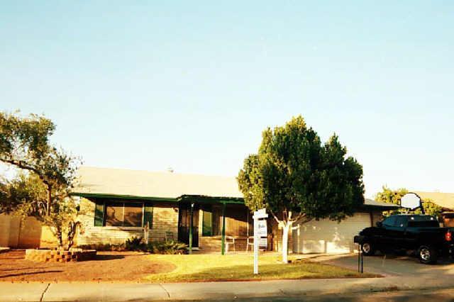 1104 W Mission Dr., Chandler, AZ 85224