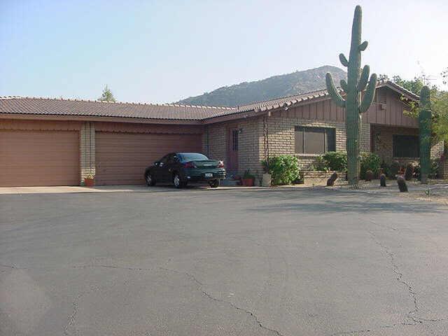 4001 E Fanfol Dr., Phoenix, AZ 85028