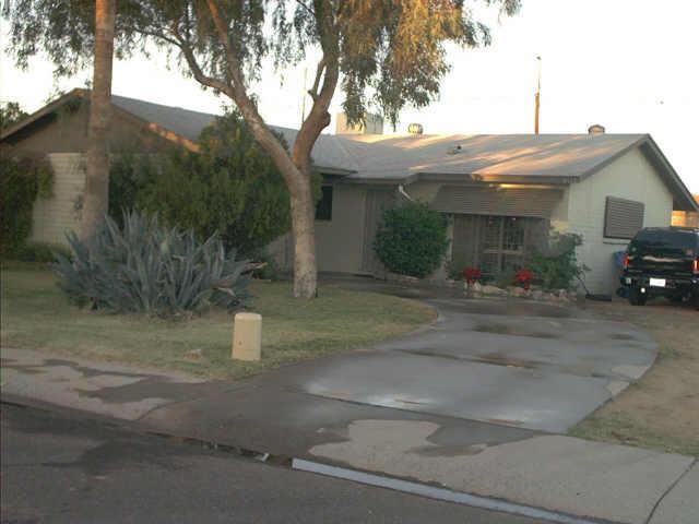 3118 Port Royale Ln., Phoenix, AZ 85053