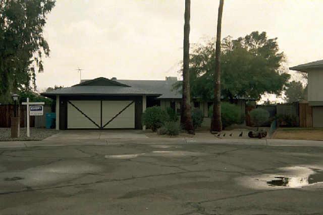 3719 W Mauna Loa Ln., Phoenix, AZ 85053