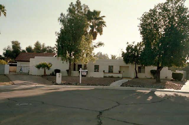 320 E Broadmoor Ct., Phoenix, AZ 85022