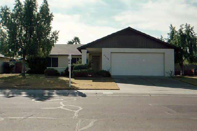 3839 W Waltann Ln., Phoenix, AZ 85053