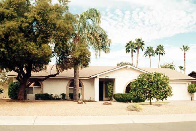 2702 E Yucca St., Phoenix, AZ 85028