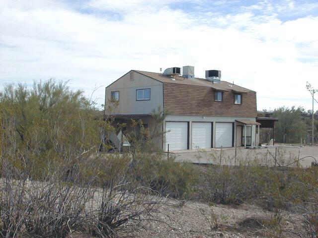 42649 W 273rd Rd., Morristown, AZ 85342