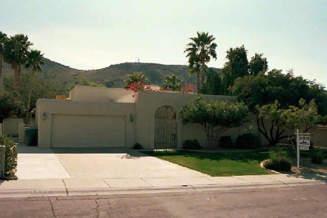 1207 W Wood Dr., Phoenix, AZ 85029