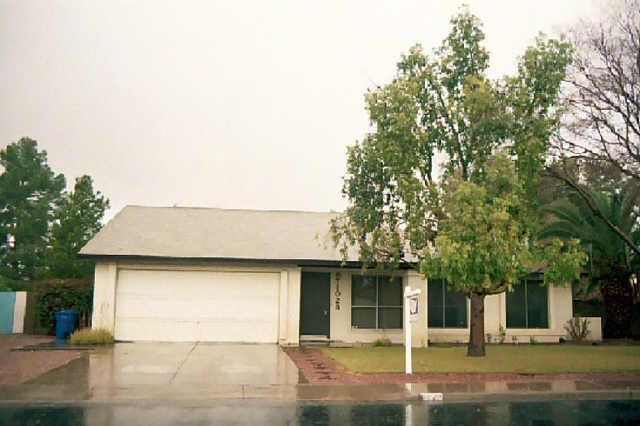 1028 E Greenway St., Mesa, AZ 85203