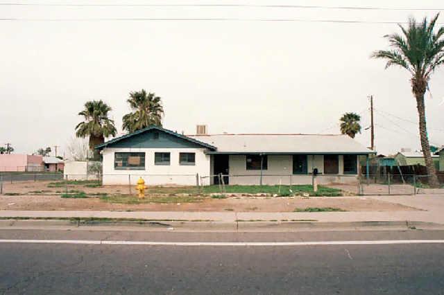 2002 E Roeser Rd., Phoenix, AZ 85040