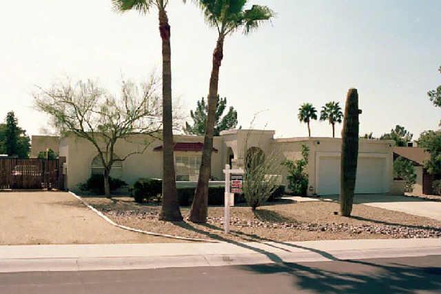 1113 E Acoma Dr., Phoenix, AZ 85022