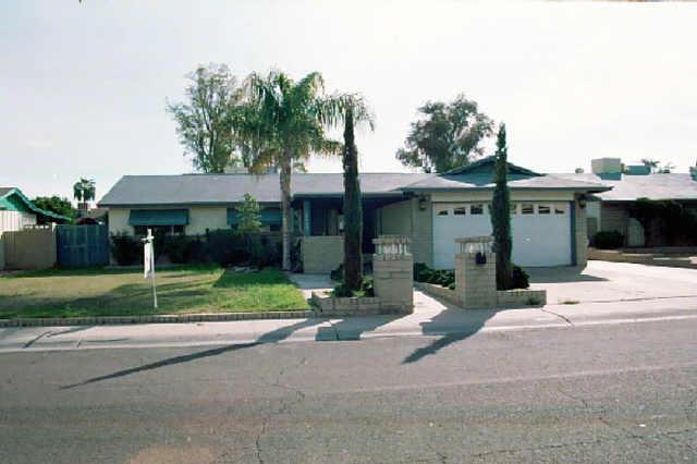 10037 N 56 Dr., Glendale, AZ 85302