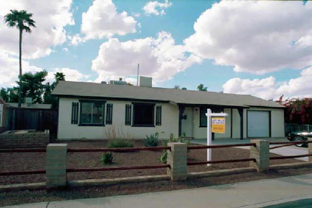 2052 N 64th Dr., Phoenix, AZ 85035